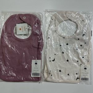 2 kate Quinn bibs one size